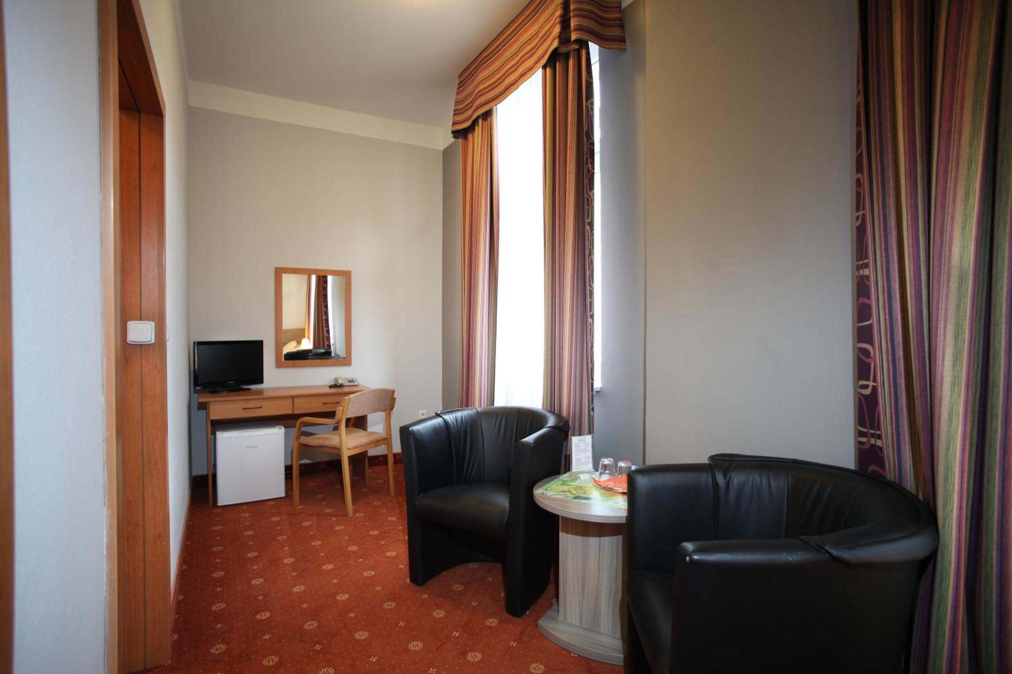 Hotel Paris Mariánské Lázně Exteriör bild
